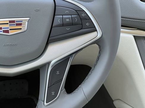 New 2025 Cadillac XT5 Premium Luxury image 13