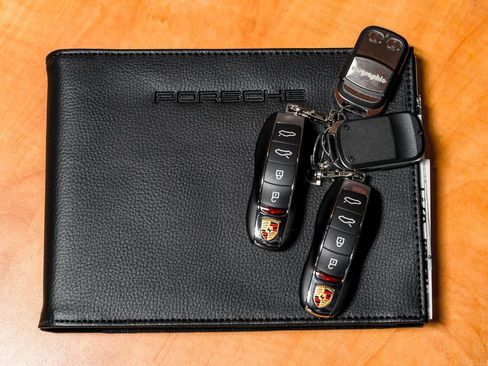 Used 2025 Porsche 718 Cayman GTS image 49