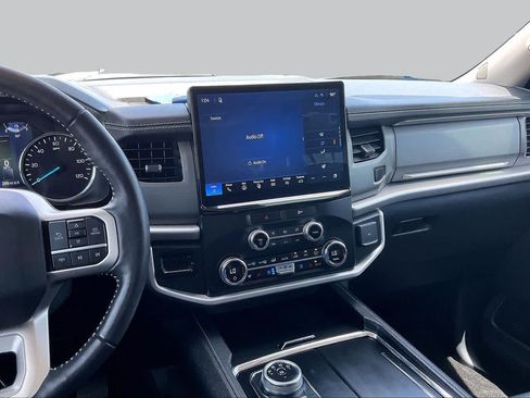 Used 2022 Ford Expedition Max XLT RWD image 7