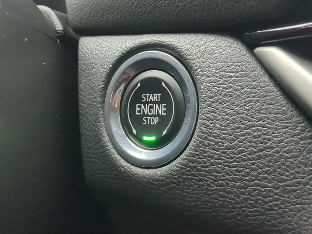 Used 2024 Cadillac XT4 Sport FWD image 34