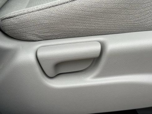 Used 2017 Honda Pilot EX image 28