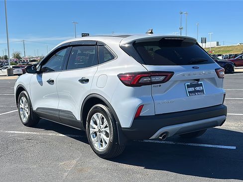 Used 2025 Ford Escape Active image 6