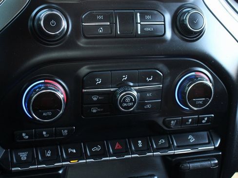 Used 2020 Chevrolet Silverado 2500 LTZ w/ LTZ Premium Package image 29