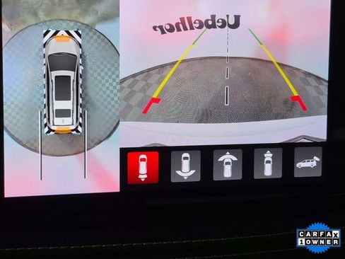 Used 2022 Chrysler Pacifica Limited image 19