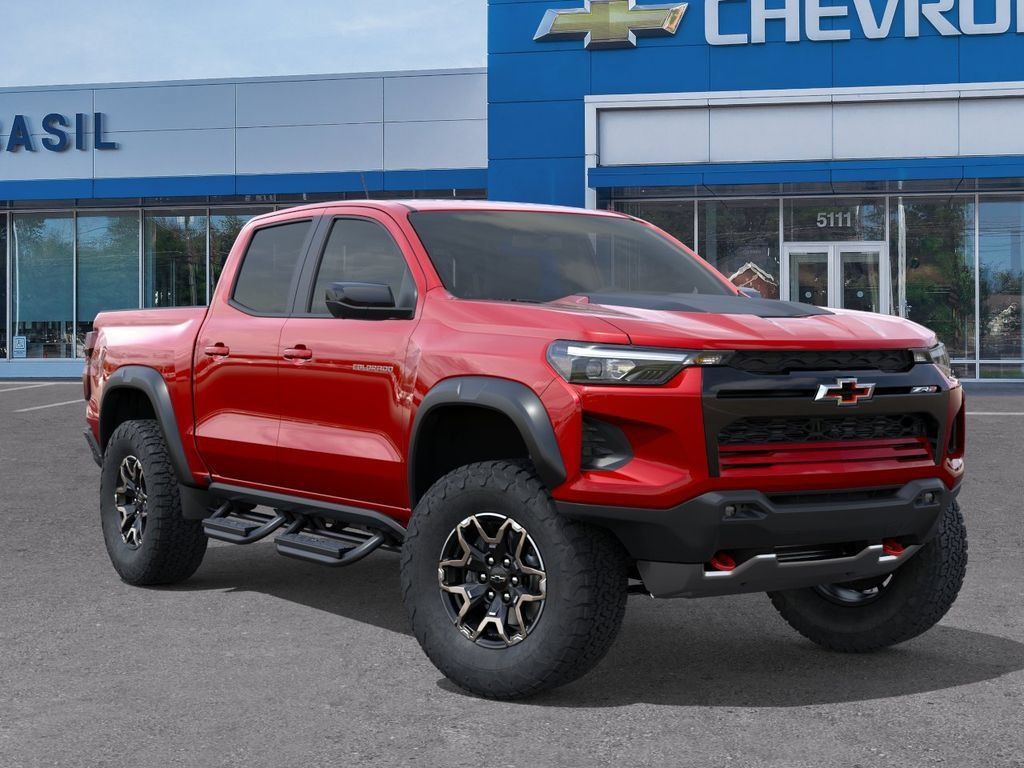 New 2026 Chevrolet Colorado ZR2 w/ Technology Package AWD/4WD image 7