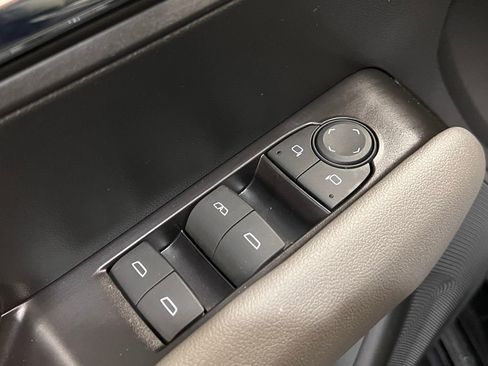 Used 2024 Chevrolet Colorado ZR2 image 34