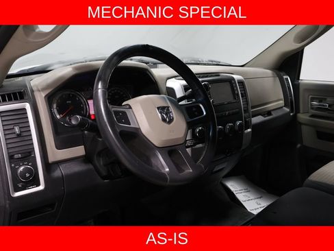 Used 2011 RAM 1500 Big Horn AWD/4WD image 2