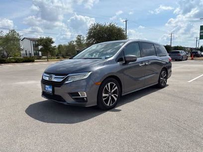 Used 2018 Honda Odyssey Elite