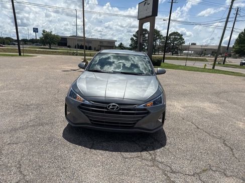 Used 2019 Hyundai Elantra SEL FWD image 5
