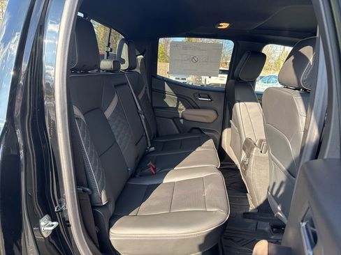 New 2026 GMC Canyon Denali image 12