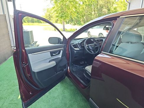 Used 2017 Honda CR-V LX image 25