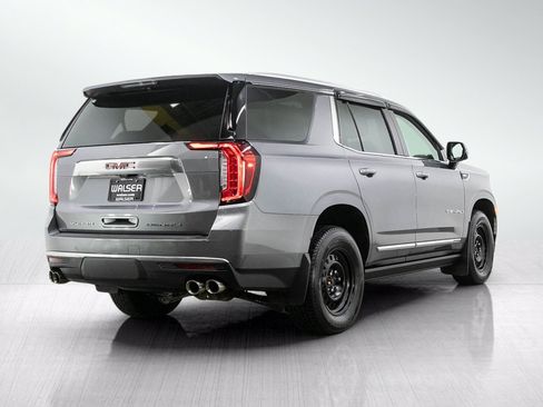 Used 2021 GMC Yukon Denali w/ Denali Premium Package AWD/4WD image 5