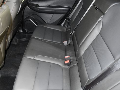Used 2025 Chevrolet TrailBlazer RS w/ Convenience Package AWD/4WD image 49