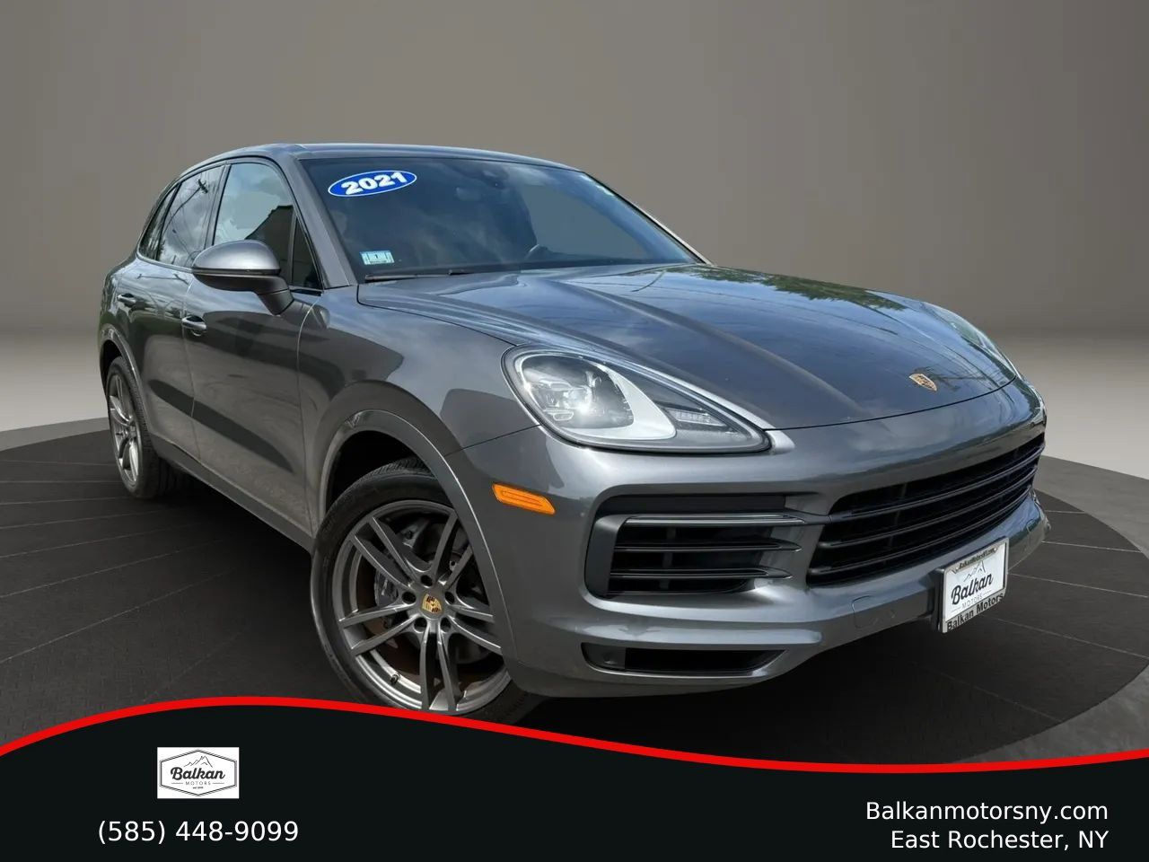 Used 2021 Porsche Cayenne AWD/4WD image 1