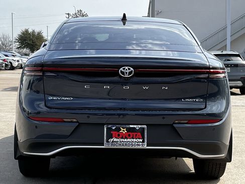 New 2026 Toyota Crown Limited image 5