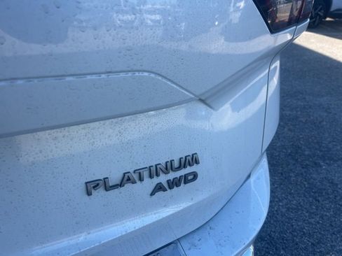 Used 2024 Nissan Rogue Platinum w/ Platinum Premium Package image 28