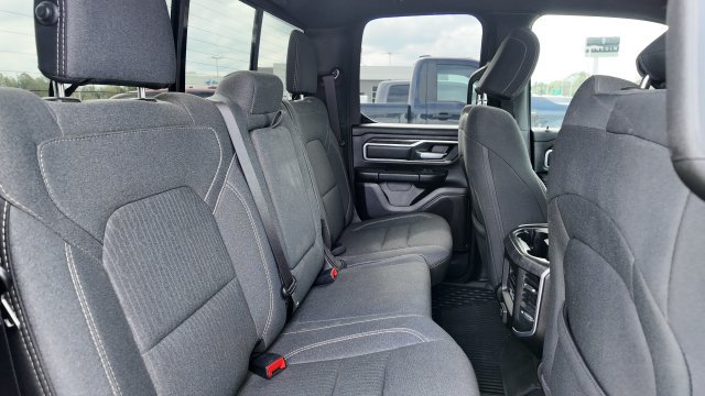 Used 2021 RAM 1500 Big Horn AWD/4WD image 14