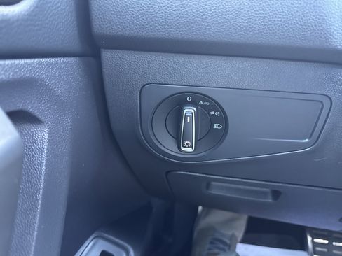 Used 2024 Volkswagen Tiguan SE R-Line image 26