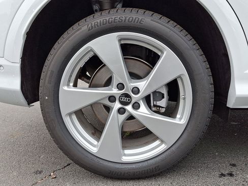 New 2026 Audi Q5 Premium Plus image 7