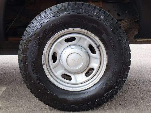 Used 2011 Ford F250 XL AWD/4WD image 33