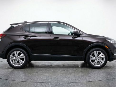 Used 2025 Buick Encore GX Preferred image 11