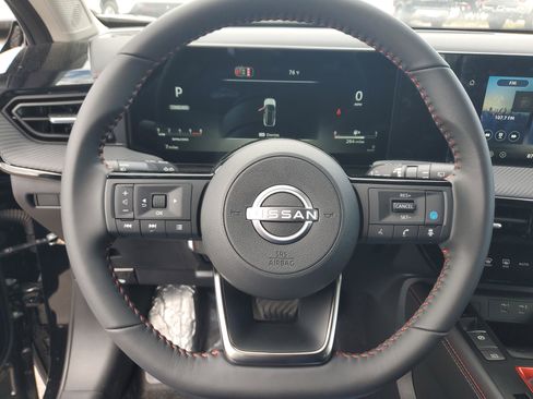 New 2026 Nissan Kicks SR image 15