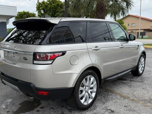Used 2017 Land Rover Range Rover Sport HSE AWD/4WD image 4