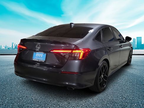 Used 2022 Honda Civic Sport image 5