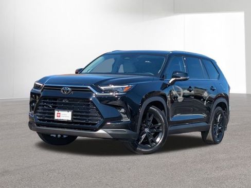 Certified 2026 Toyota Grand Highlander Limited image 1