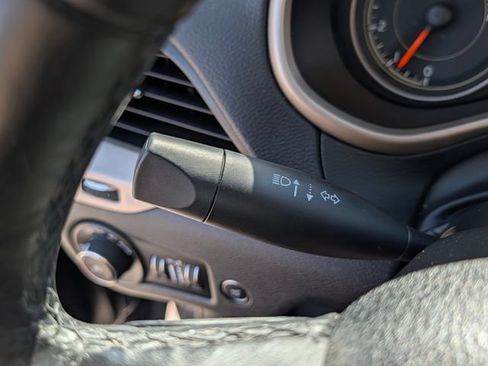 Used 2016 Jeep Cherokee High Altitude w/ Luxury Group FWD image 37