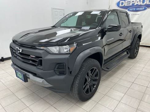 Certified 2023 Chevrolet Colorado Trail Boss w/ Technology Package AWD/4WD image 17