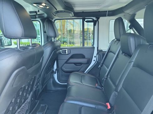 Used 2021 Jeep Wrangler Unlimited Rubicon AWD/4WD image 15