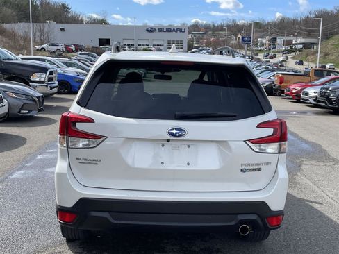 Used 2022 Subaru Forester Limited image 4