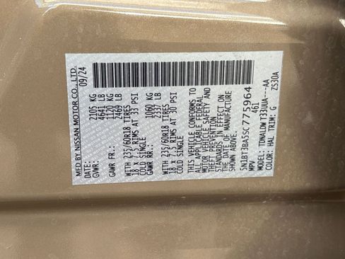 Used 2025 Nissan Rogue SV FWD image 31