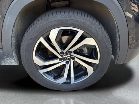 Used 2023 Volkswagen Atlas Cross Sport SEL AWD/4WD image 13