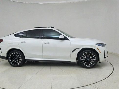 Used 2024 BMW X6 xDrive40i w/ Premium Package image 69
