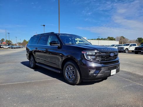 Used 2025 Ford Expedition Max Active image 7