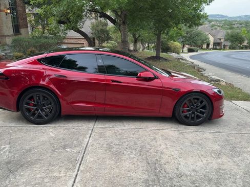 Used 2024 Tesla Model S Plaid AWD/4WD image 8