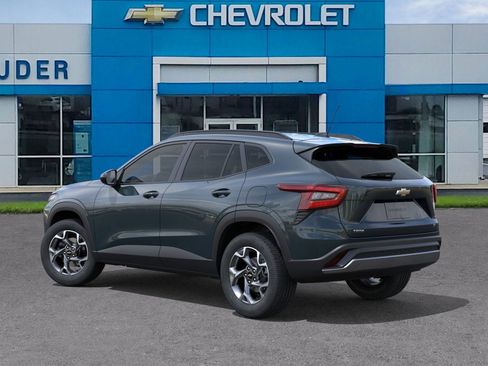 New 2026 Chevrolet Trax LT w/ Driver Confidence Package image 3
