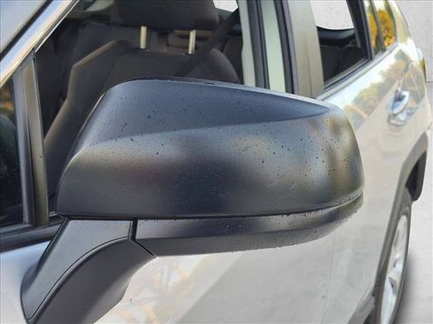 Used 2024 Toyota RAV4 LE FWD image 7