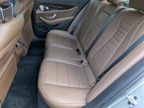 Used 2022 Mercedes-Benz E 450 E 450 image 20