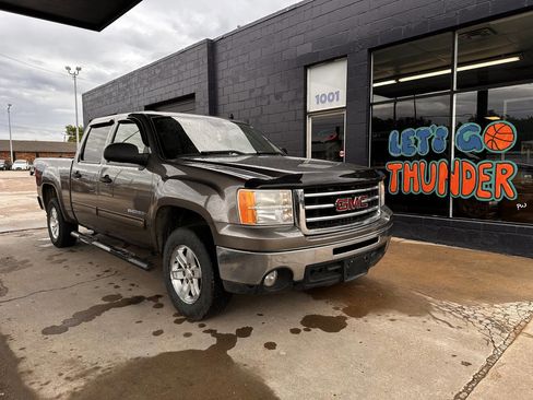 Used 2012 GMC Sierra 1500 SLE w/ Power Tech Package RWD image 2