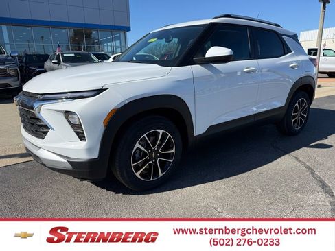 New 2026 Chevrolet TrailBlazer LT w/ Convenience Package FWD image 1