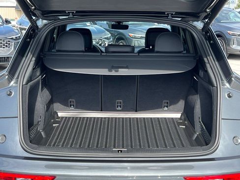 Used 2025 Audi Q5 2.0T Premium AWD/4WD image 18