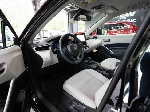 New 2026 Toyota Corolla Cross L AWD/4WD image 8