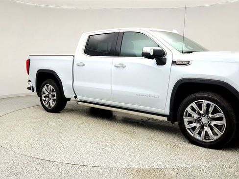 Used 2026 GMC Sierra 1500 Denali w/ Denali Reserve Package AWD/4WD image 3