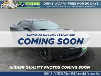 Used 2016 Dodge Challenger SXT w/ Blacktop Package RWD video 1