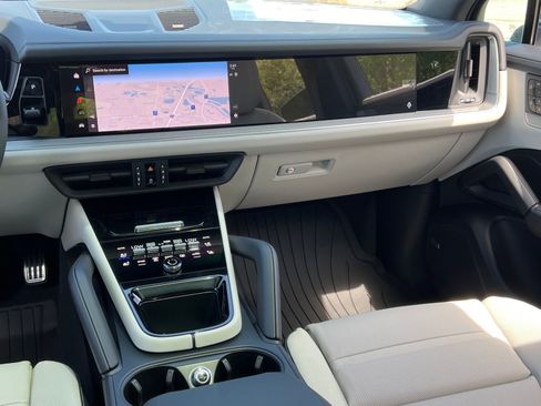New 2026 Porsche Cayenne S AWD/4WD image 26