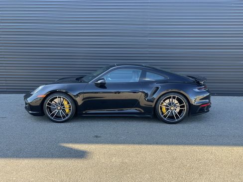 Certified 2021 Porsche 911 Turbo S image 2