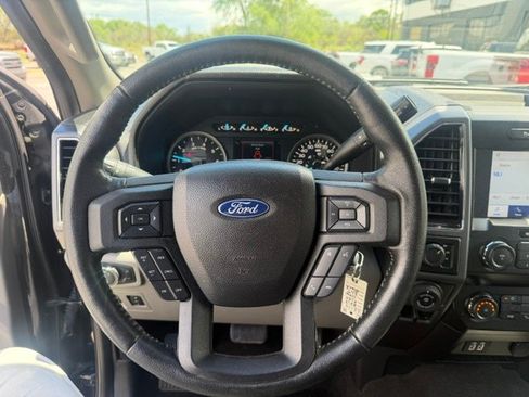 Used 2019 Ford F150 4x4 SuperCrew image 13